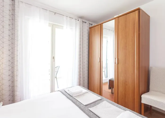 Merry Center & 公寓 *