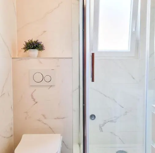 Merry Center & Lägenhet Makarska